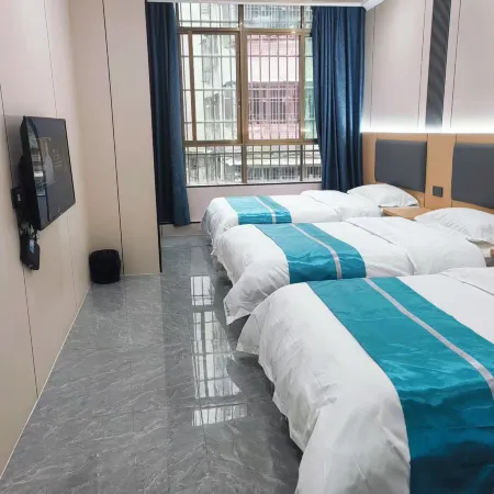 Shixing Jiayi Business Hotel