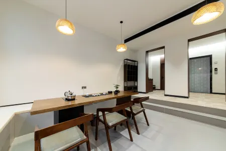 Jingdezhen Ting'an Future Homestay (Taoxichuan Cultural and Creative Street Branch) Отели рядом с достопримечательностью «Ceramic Art Avenue Taoxichuan»