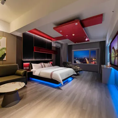 Namo Haitang High-altitude City-view Hotel (Shenyang Xita Food Street) Hotels near West Tower