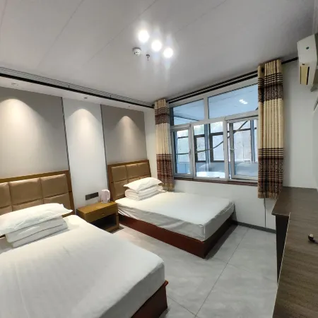 Luanping Jianxia Farm stay