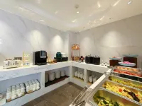 Xi'an Wanxing International Hotel (Dayan Pagoda & Grand Tang Mall Branch) Hotels near Dacien Temple