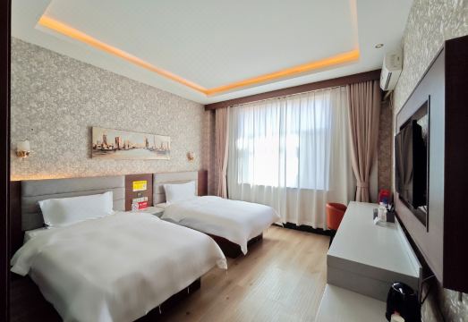 4. 아이예 호텔..