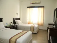 Hotel Bukit Serelo Hotels in Лахат