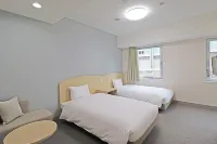 CHISUN BUDGET Kanazawa Ekimae Hotels in 