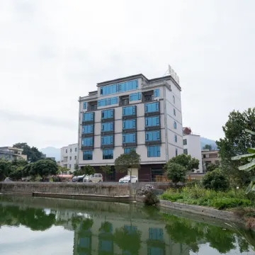 Luoding Xinfu Homestay