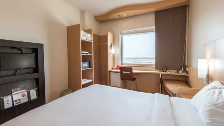 Remis Hotel