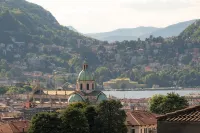 The Como Hillview Apartment by Aura Luxury Collection