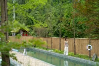 Shan Jiu You Xi Hot Spring Vallie Homestay - Rooftop Pools