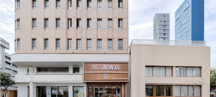 Bondi Hotel (Beiguo New Century Plaza) Отели в г. Далатеци