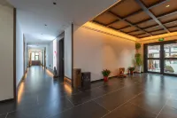 Delingha Chushan Yunjv Homestay (Olympic Plaza)