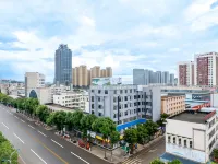 Liulin Yuan Zhixiang Hotel (Kunming Chenggong Square Dounan Flower Market Branch) Hotels near Central Park