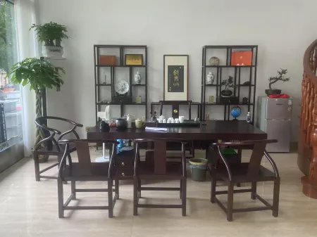 Xiangshan YuJia Homestay Отели рядом с достопримечательностью «Hua'ao Island»