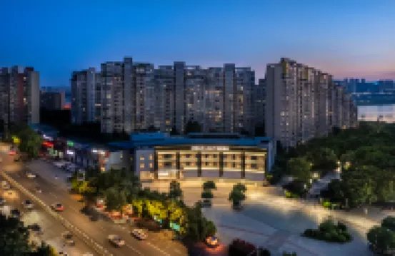 Atour light Nanbin Road,Chongqing Hotels near Chongqing Electrical Power Staff University