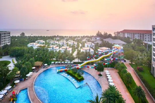 Wyndham Grand Phu Quoc