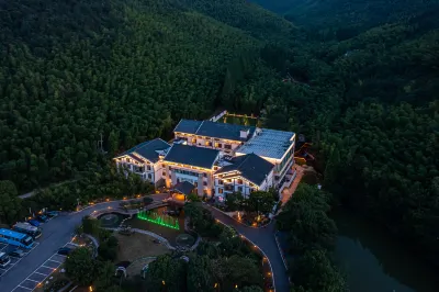 YIXING EASTLUUS HOTEL Hotels in Yixing High-Speed Railway Station/Longbeishan Forest Park