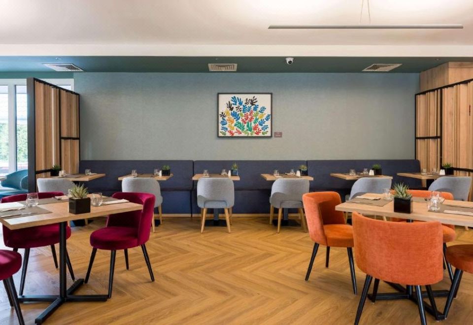 2. 힐튼 가든 인 ..