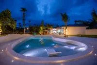 Shanyin Riyuewan Resort Hotel - Pool