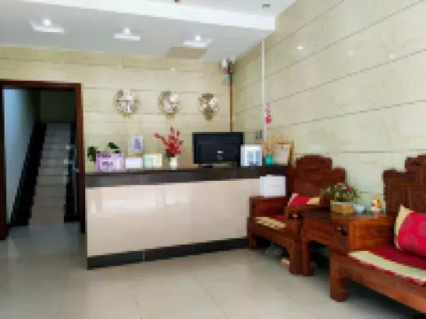 Changning Chenglong Hotel