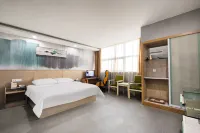 True Color Esports Hotel (Zhangjiagang Bus Station Branch)