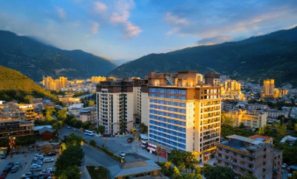 Relax Can Likuan Hotel