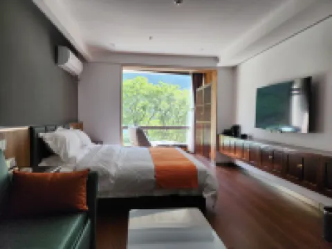 Gulanshe Homestay in Linzhou City