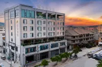 Huazhou Hotel Hotels in Jianshui