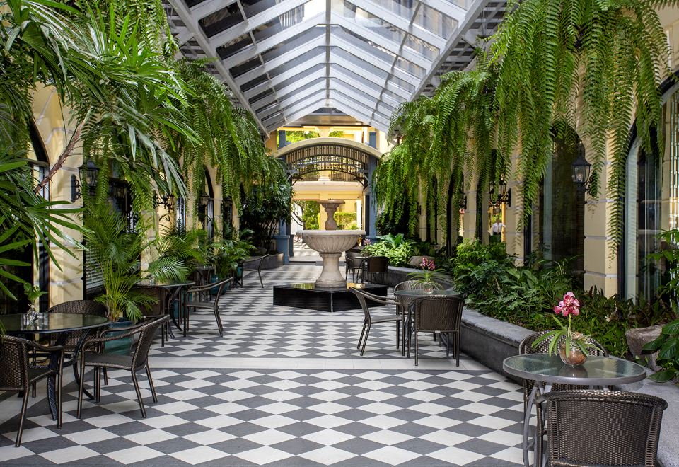 1. 더 수코솔 호텔..