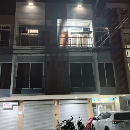 RIK Commercial & Residences Отели рядом с достопримечательностью «Bohol National Museum»