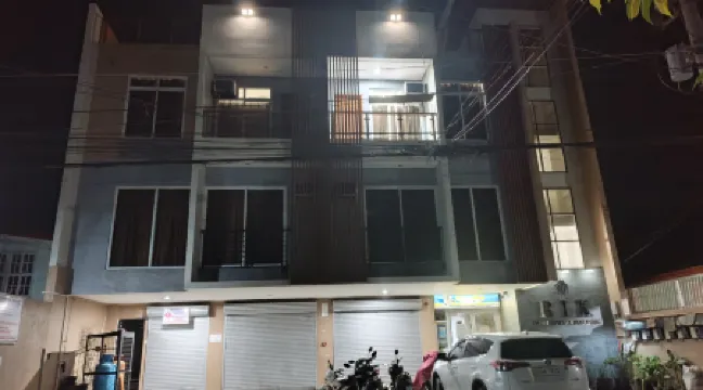 RIK Commercial & Residences Отели рядом с достопримечательностью «КИДС ПАРК БОХОЛЬ»