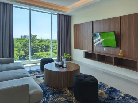 Unhas Hotel & Convention Отели в г. Тамаланреа