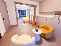 Tongban·Bubble Holiday Homestay (Shanghai Jinshan North Railway Station Branch) โรงแรมในหอคอยเก่าแก่จิงชาง เฟ่งจิง