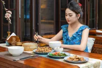 Pingyao Molan Jingdi Manor(Near Yingxiong Theater)