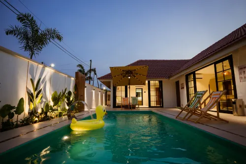 Ipoh Tiga Pool Villa by Papahost