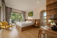 Beachfront Poolvilla - Lac Villa Hotel a Thăng Bình District