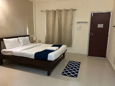 Aqua Wave by YogiTree Hotels