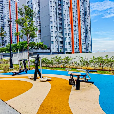 Peaceful Luxury at Gravit8 Klang by HCK