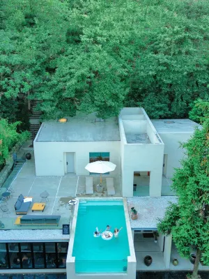 Wuhan Aquatree Resort - Rooftop Pools