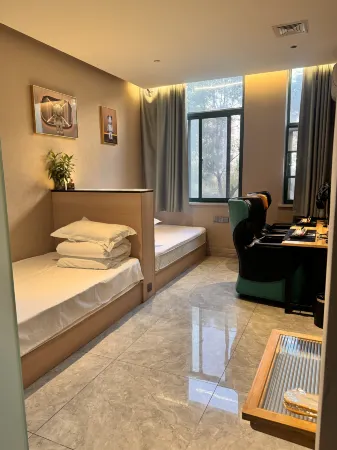 Chaoshen E-Sports Hotel Отели рядом с достопримечательностью «AnHuiSheng HeFeiShi ChangFengXian ShangYe BuXingJie»