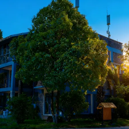 Jinhai Xueshan Spa Resort