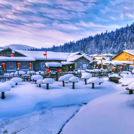 Floral Hotel · Qixi Hotel (Xuegu Scenic Area Branch)
