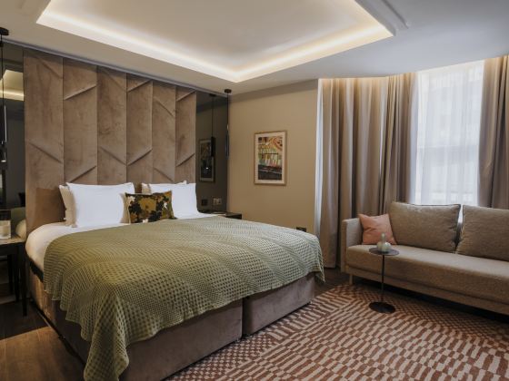 The Hobson Cambridge by Adina