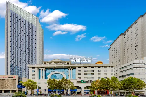 Laiju Hotel (Pedestrian Street Sipailou Subway Station)