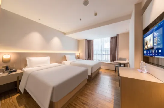 Lavande Hotel (Foshan Kuiqi Road Metro Station)