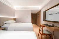 Chengjing LIFE  HOTEL (Xiamen Zhongshan Road Pedestrian Street & Wanshi Botanical Garden Branch) - 주차장