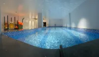 Mile Dieyuan Hot Spring Hotel (Huquan Ecological Park) - Swimmingpools
