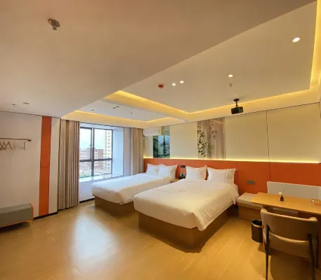 Ending LandonExclusive Hotel