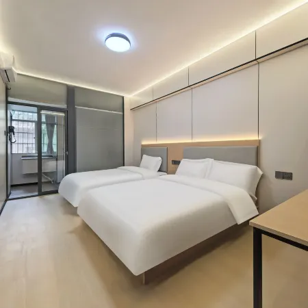 XINGHUO DELUXE APARTMENT