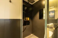 Nanka Hotel (Romantic Line Rainbow Beach)