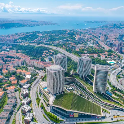 رافليس إسطنبول Hotels near مركز زورلو للتسوق