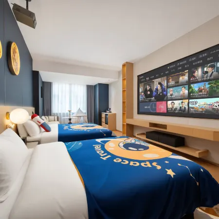 Jiangmen LOFEI Luofei Design Hotel (XinhuI Mingyuan Xintiandi Plaza)